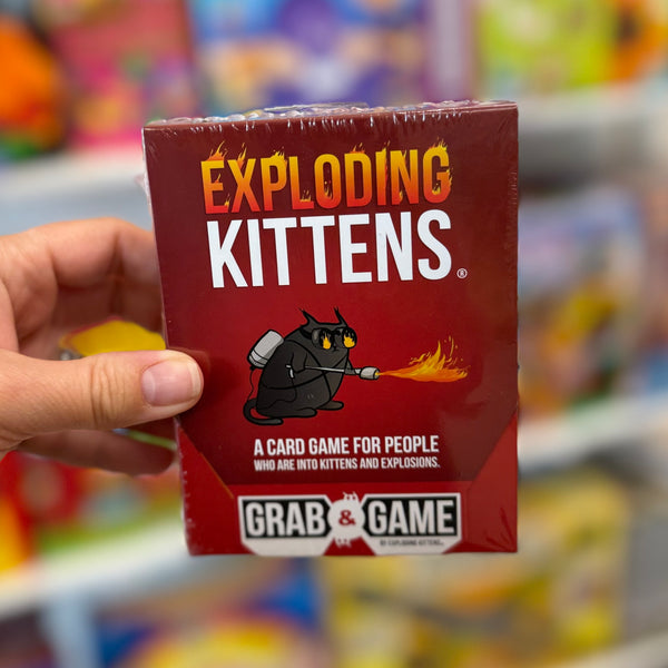 Exploding Kittens - Grab & Go Game