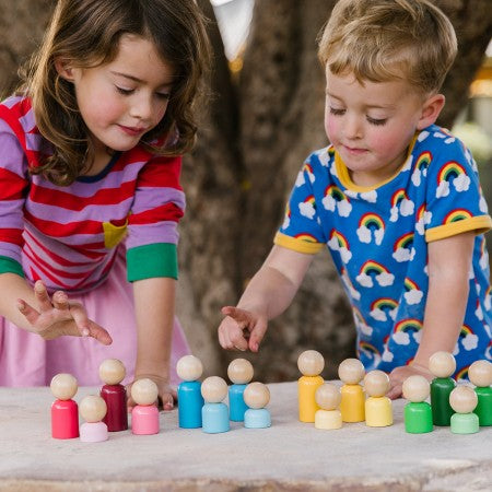 Rainbow Families - 16 pc Wooden people